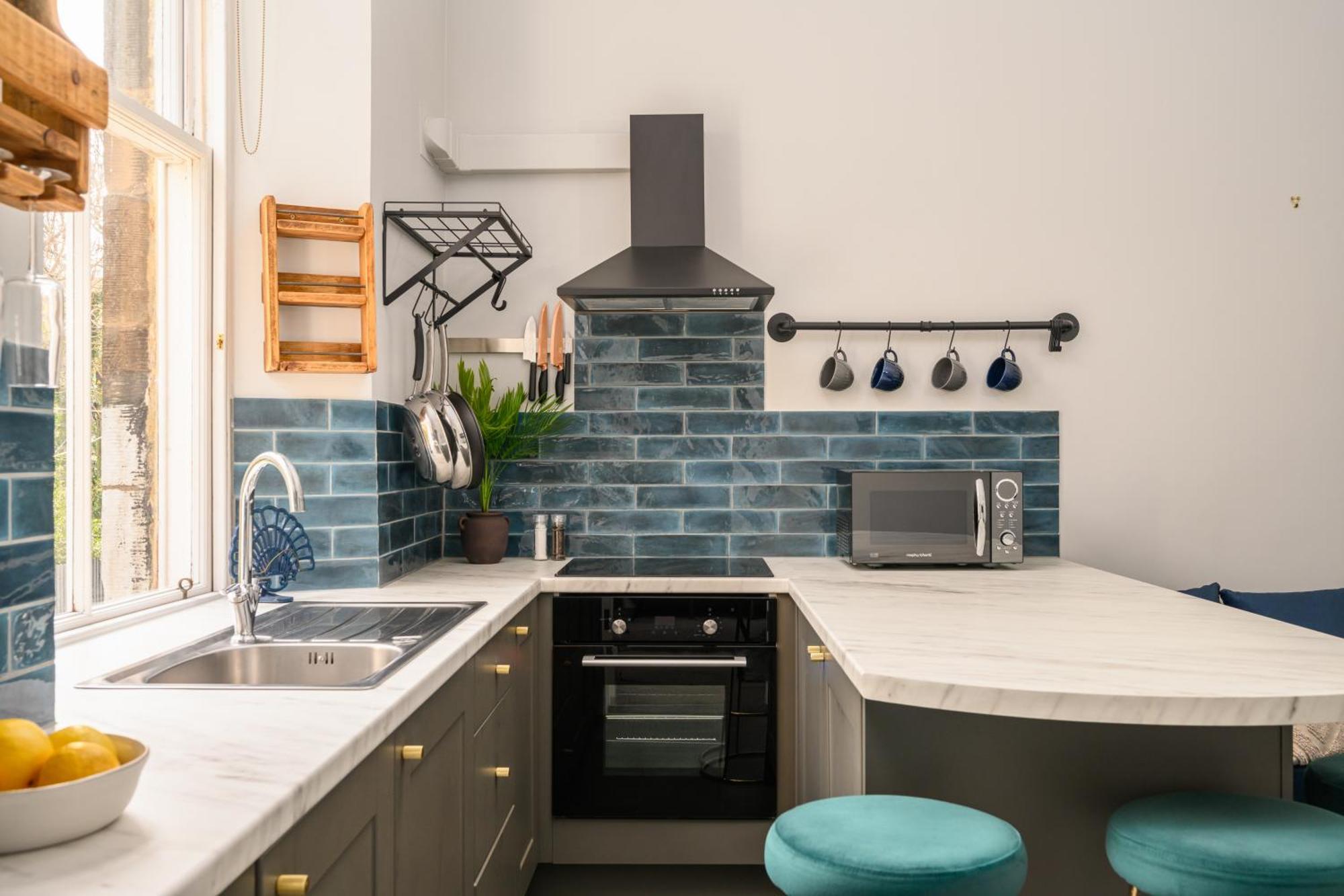 Vibrant Leith Flat — Photos 2